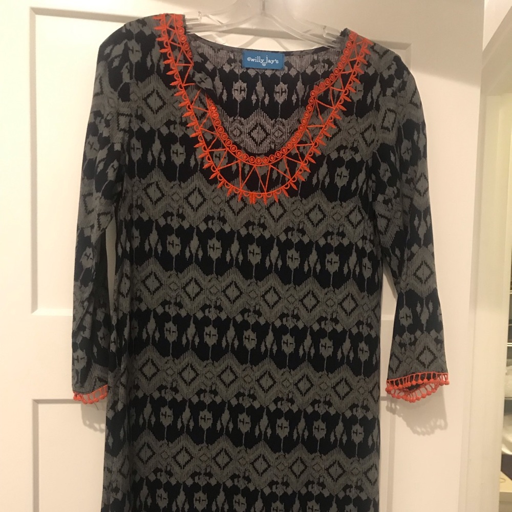 Willy Jay’s 3/4 sleeve embroidered tunic/dress